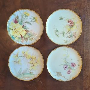Set 4 Antique H&C France 8.5" hand painted decorative plates excellent condition